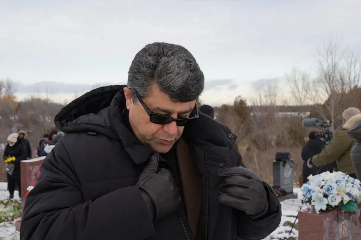 کنکاشی در باب «برف» در شعر و داستان، با جمشید برزگر 